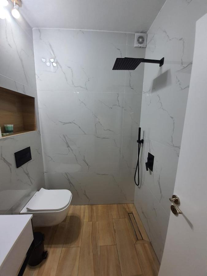 Modern Apartment Korca 2 外观 照片